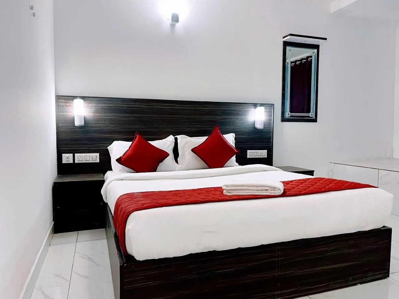 **  Skylark Holidays Munnar Hotell Indien