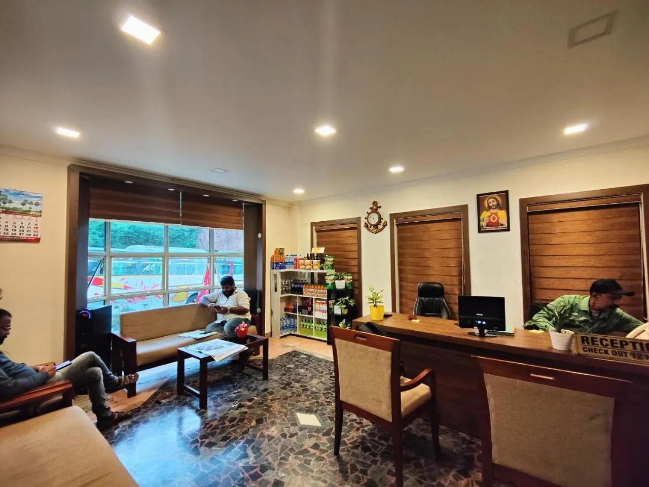 Hotel Skylark Holidays Munnar